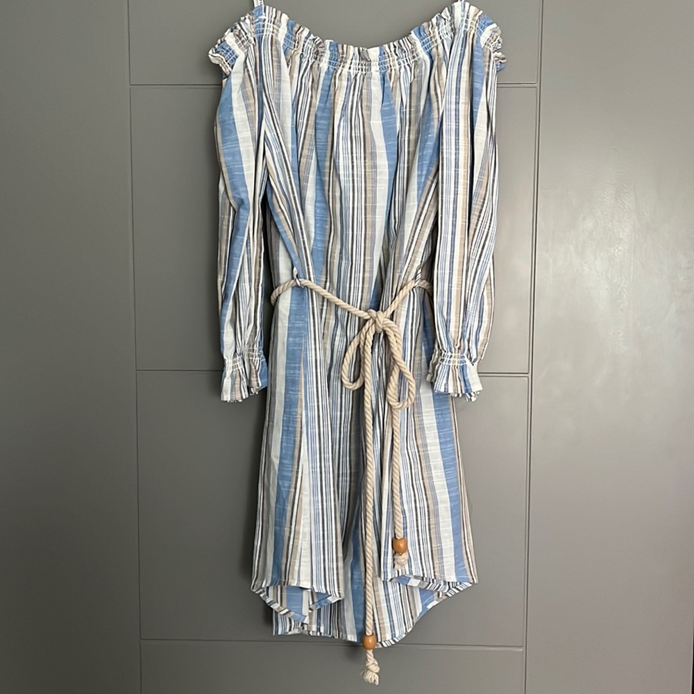 NEVER WORN, papaya off the shoulder dress. Size medium.